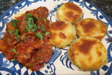 Tomatensauce mit Querrippe vom Rind