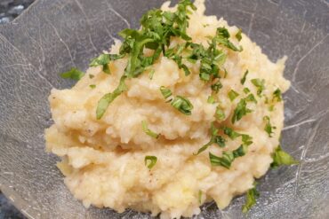 Scholle auf Sellerie Tomaten Gemüse