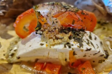 Fächer- oder Folienkartoffeln vom Grill mit Kräuterquark