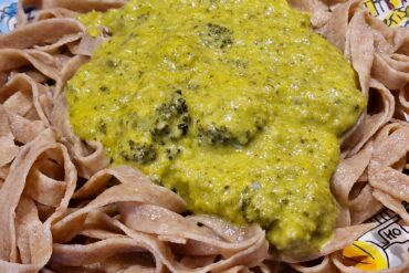 Kräuter Avocado Salat Dressing